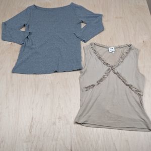 Next Era Sleeveless Tan Ruffle Top & Gap, Boat Neck 3/4 Sleeve Grey Tee (M)